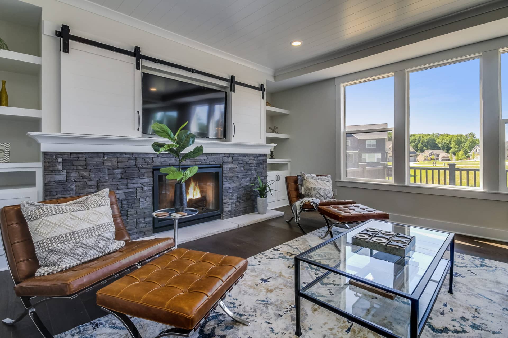 Pros and Cons of a Custom Home 